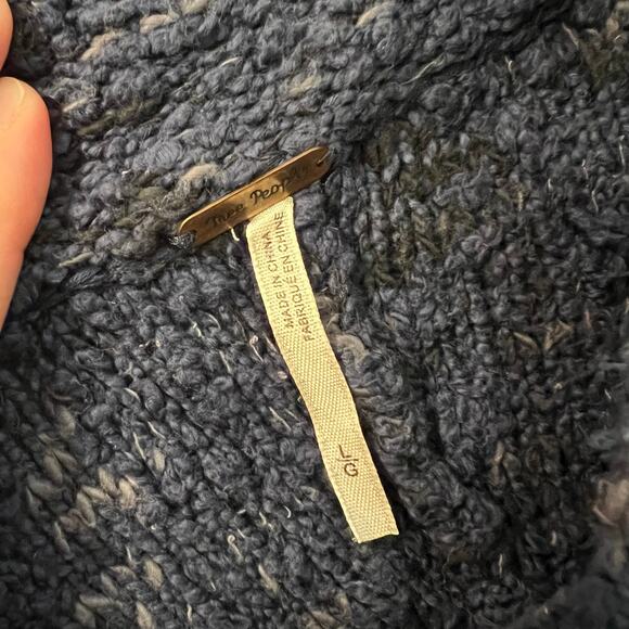 Free People Blue Chunky Knit Nightingale Oversized Pullover Sweater Size Large - Picture 7 of 13